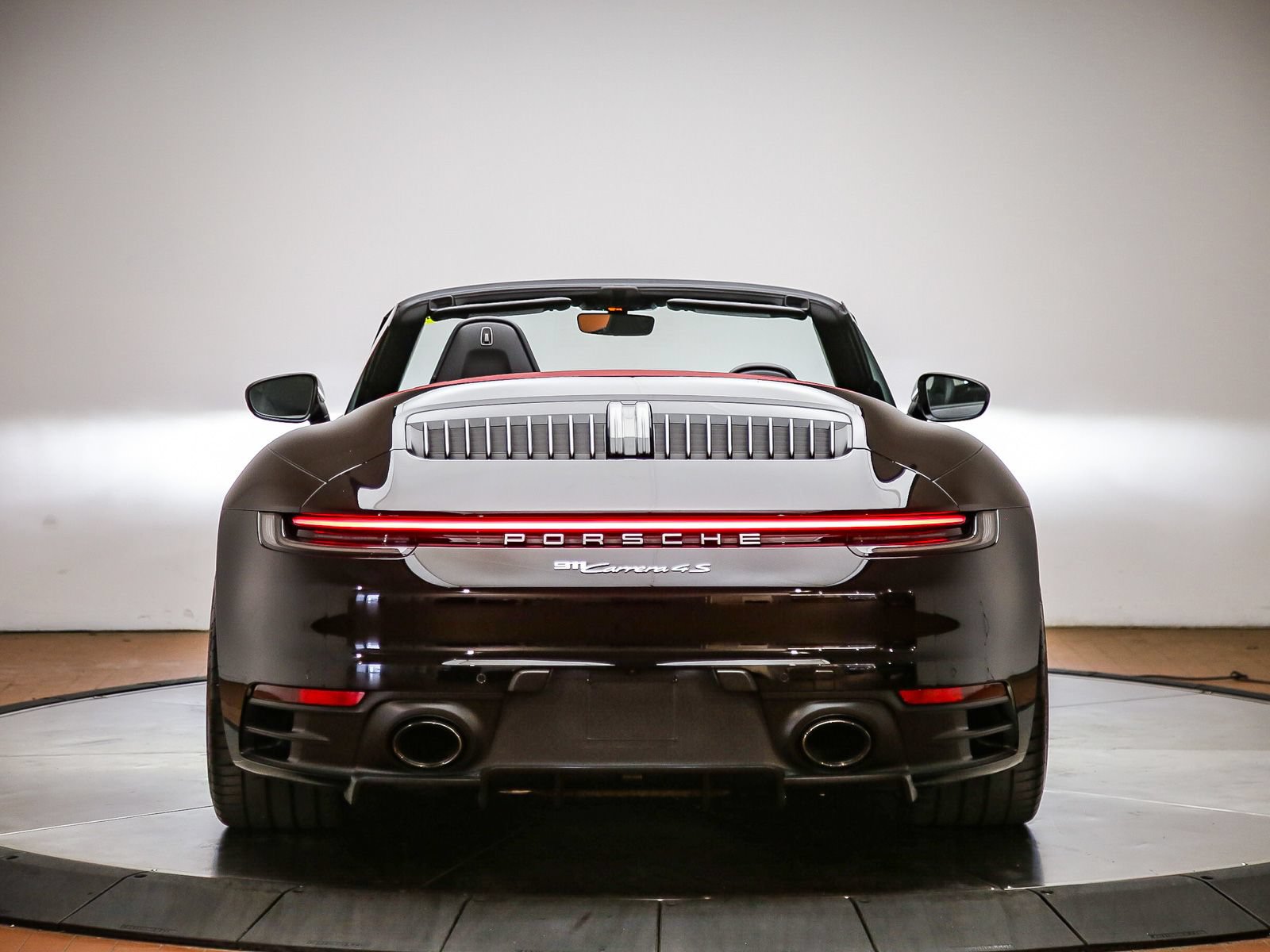 Certified 2022 Porsche 911 Carrera 4S AWD/4WD image 4