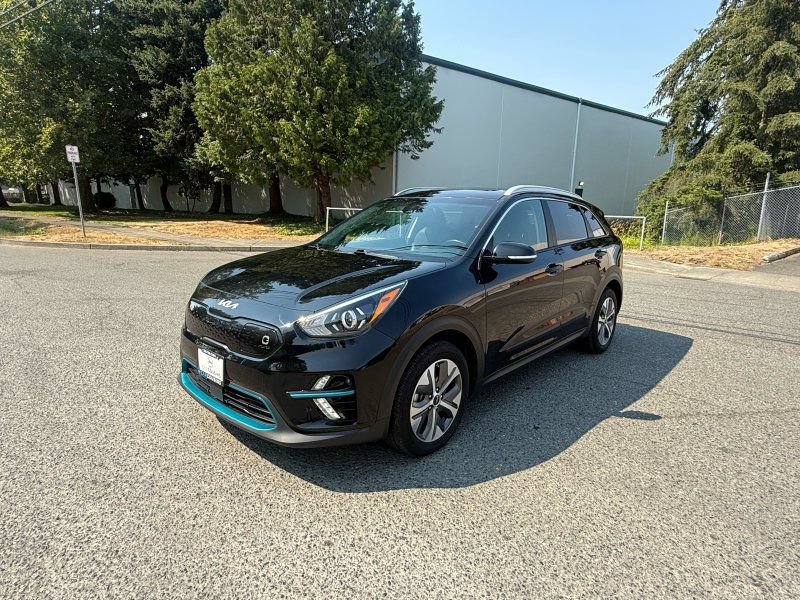 Used 2022 Kia Niro EX Premium w/ Cold Weather Package
