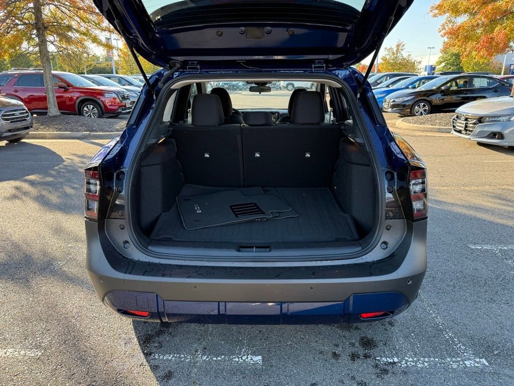 New 2025 Nissan Kicks SV w/ Charging Package image 11