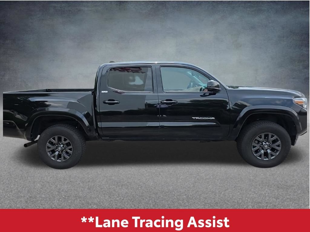 Used 2022 Toyota Tacoma SR5 AWD/4WD image 10