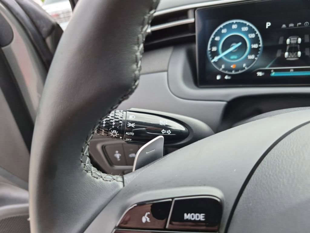 Used 2023 Hyundai Santa Cruz Limited image 35