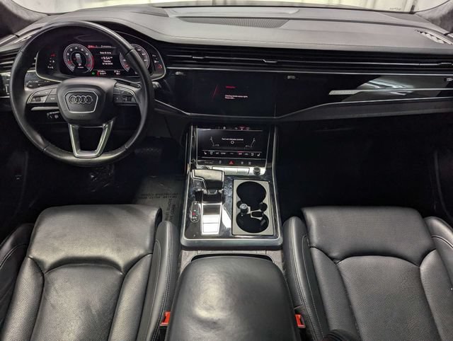 Used 2022 Audi Q8 Prestige w/ Prestige Package AWD/4WD image 6