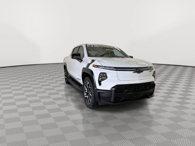 Certified 2025 Chevrolet Silverado EV RST AWD/4WD image 3