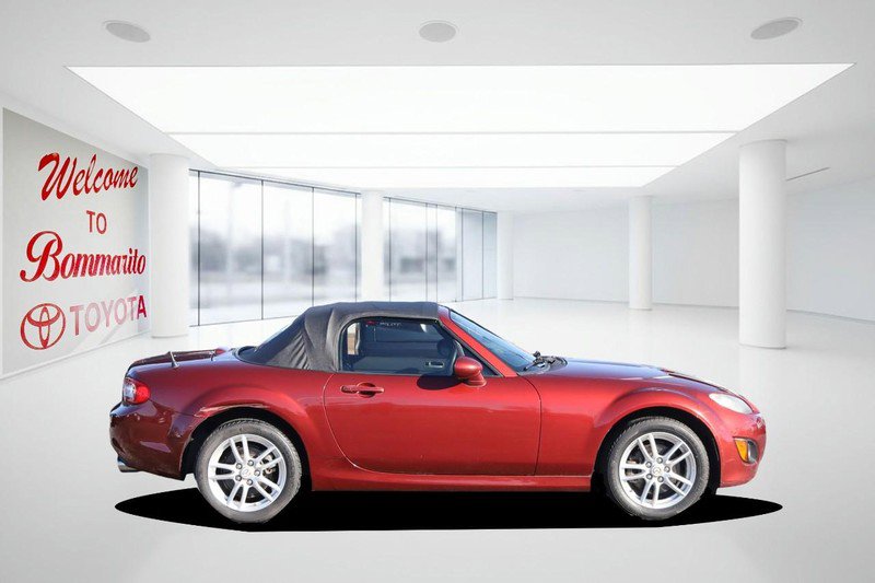 Used 2009 MAZDA MX-5 Miata Sport w/ Convenience Pkg image 5
