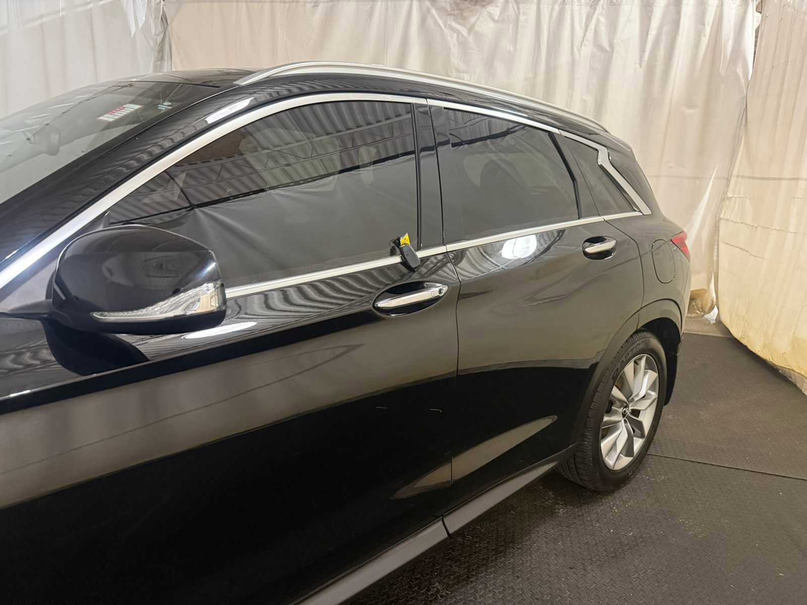 Used 2020 INFINITI QX50 Luxe FWD image 7
