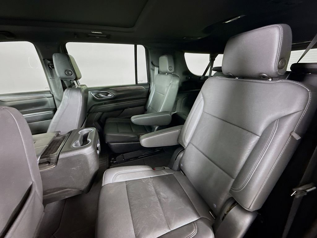 Used 2023 Chevrolet Suburban Z71 w/ Z71 Off-Road Package AWD/4WD image 24