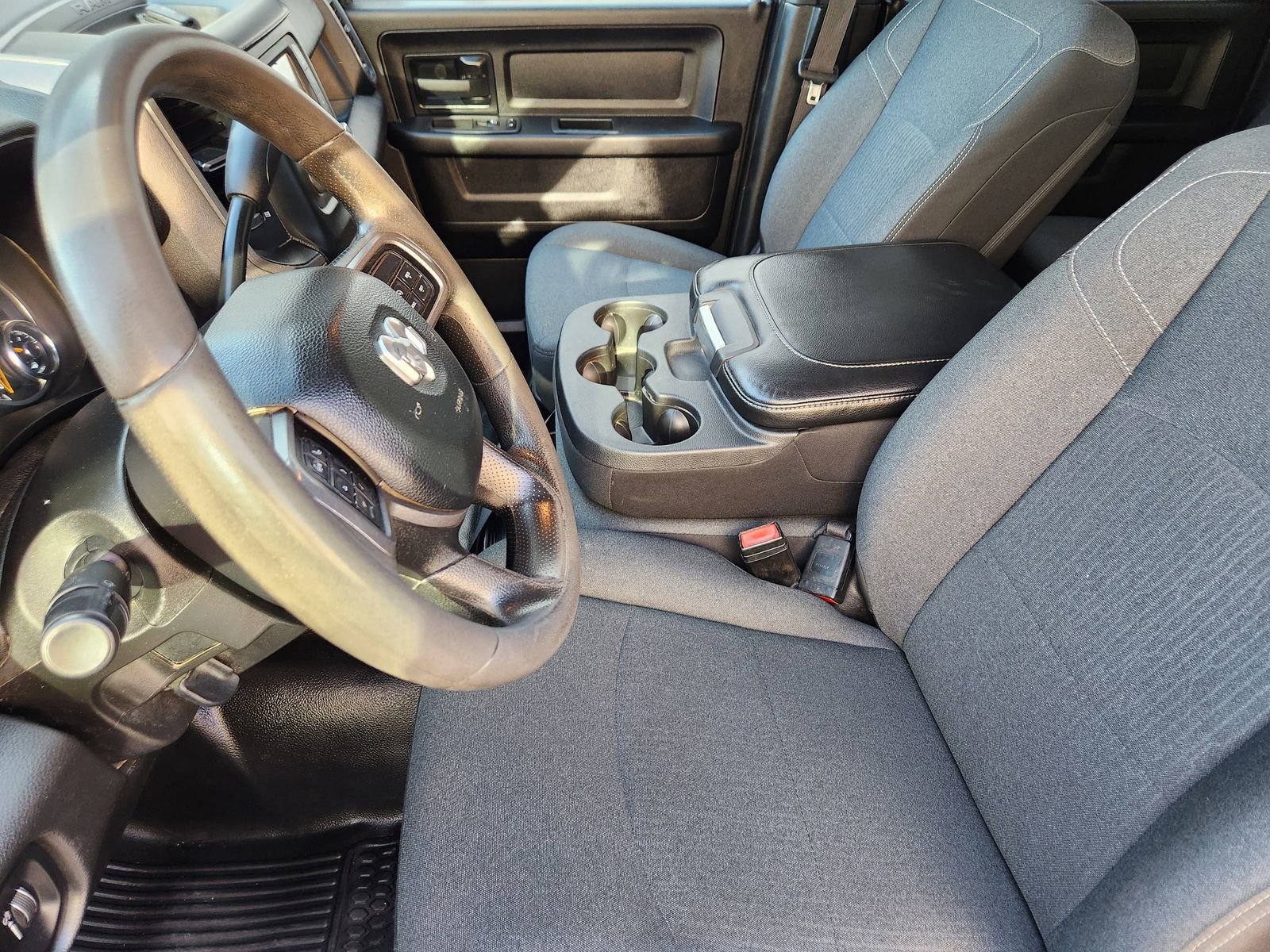 Used 2022 RAM 5500 Tradesman w/ Chrome Appearance Group image 14