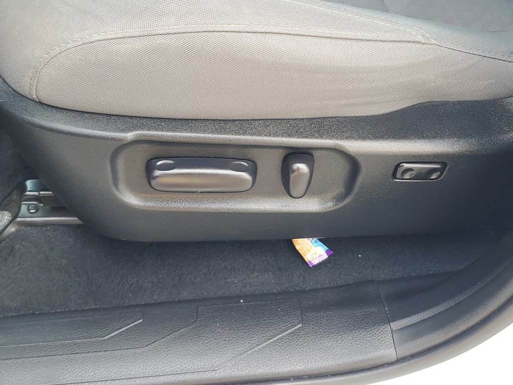 Used 2021 Toyota Tacoma SR5 image 19