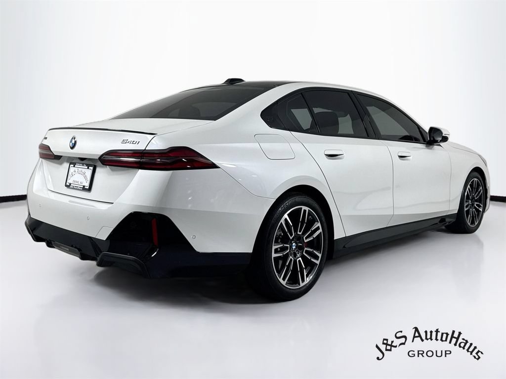 Used 2026 BMW 540i xDrive AWD/4WD image 7