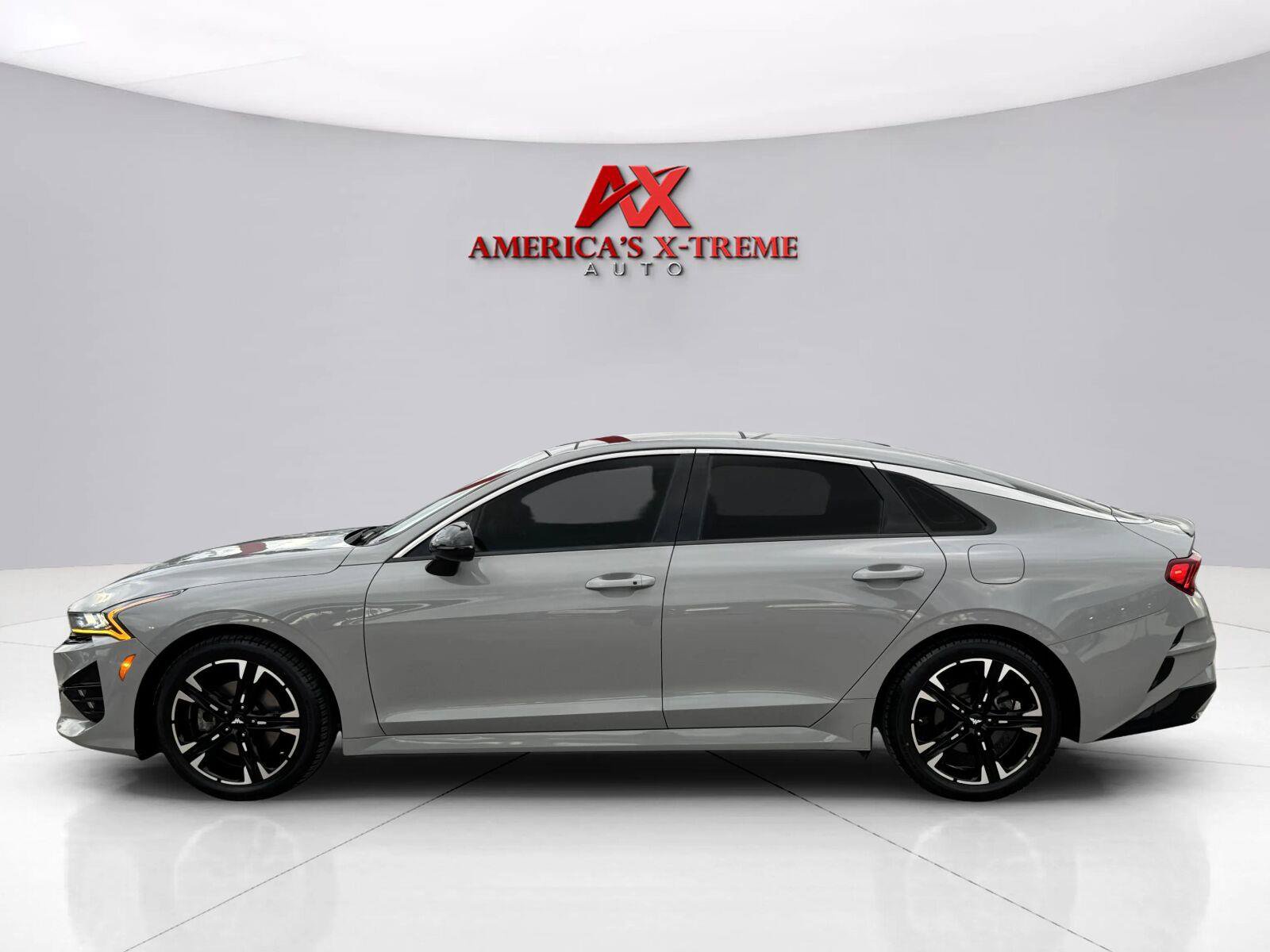 Used 2021 Kia K5 GT-Line AWD/4WD image 2