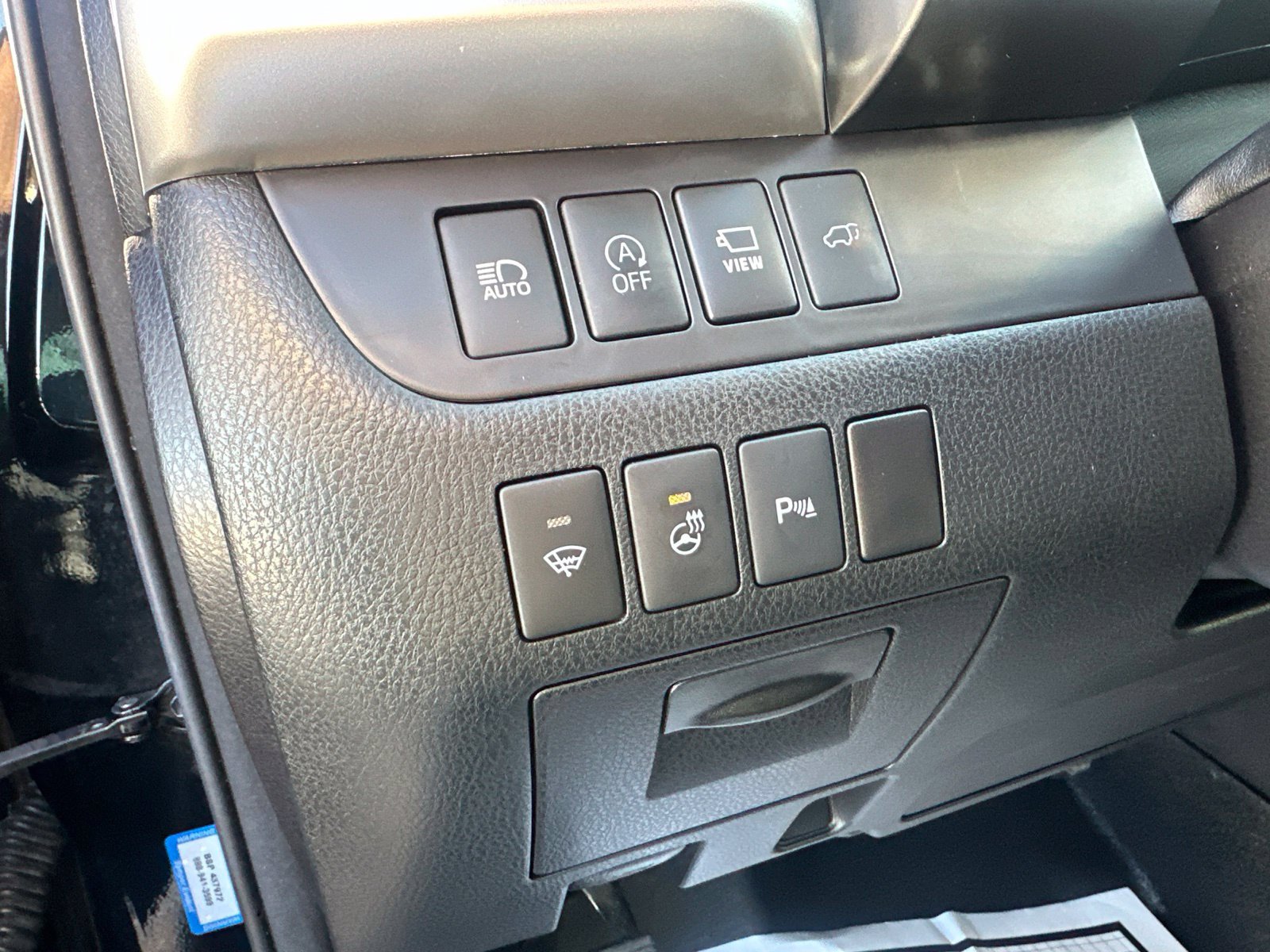 Used 2017 Toyota Highlander Limited Platinum FWD image 17