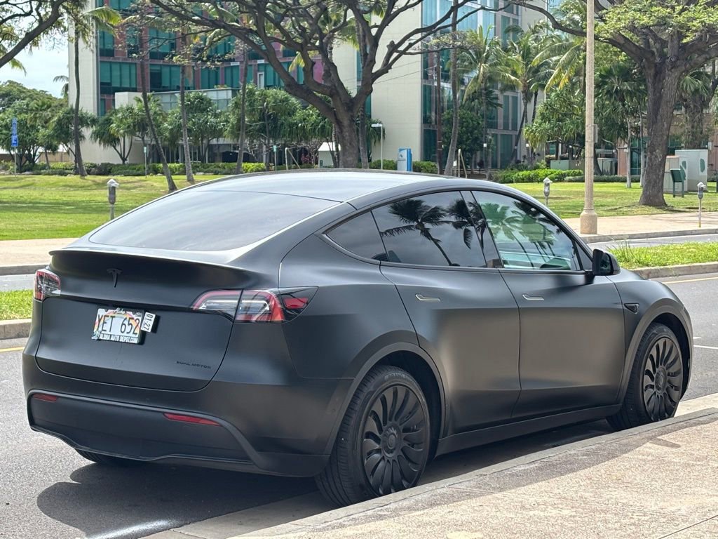 Used 2022 Tesla Model Y Long Range image 5