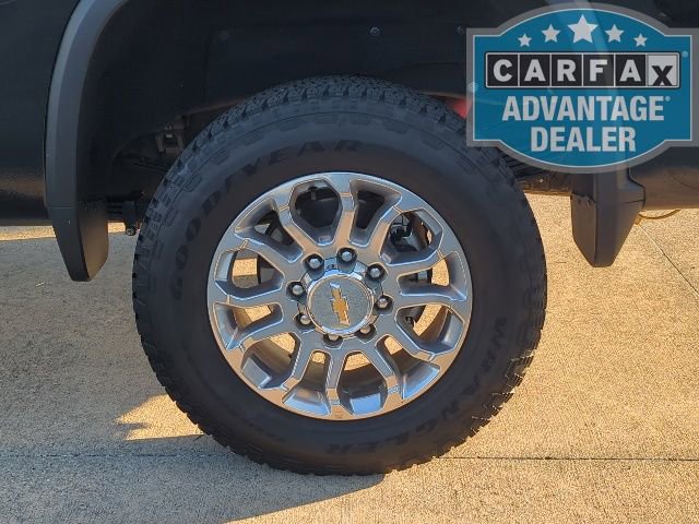 Used 2024 Chevrolet Silverado 3500 LTZ w/ LTZ Plus Package image 9
