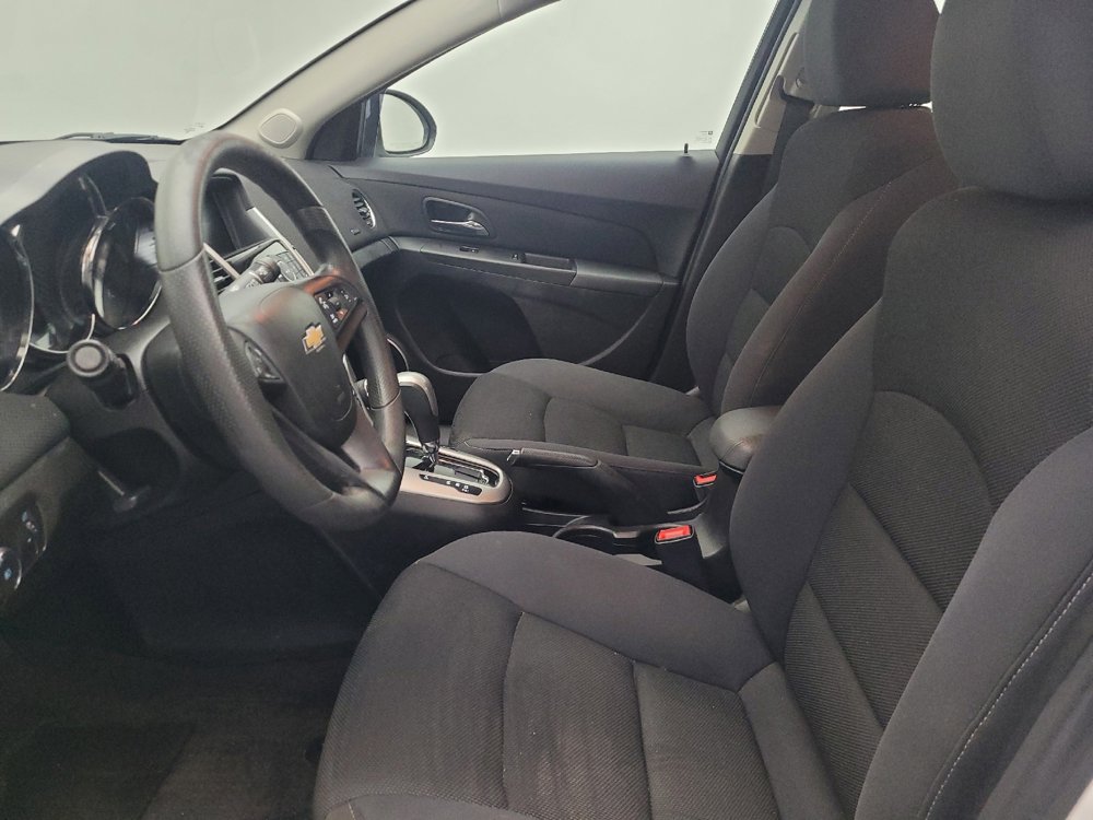 Used 2016 Chevrolet Cruze LT w/ Sun And Sound Package image 17