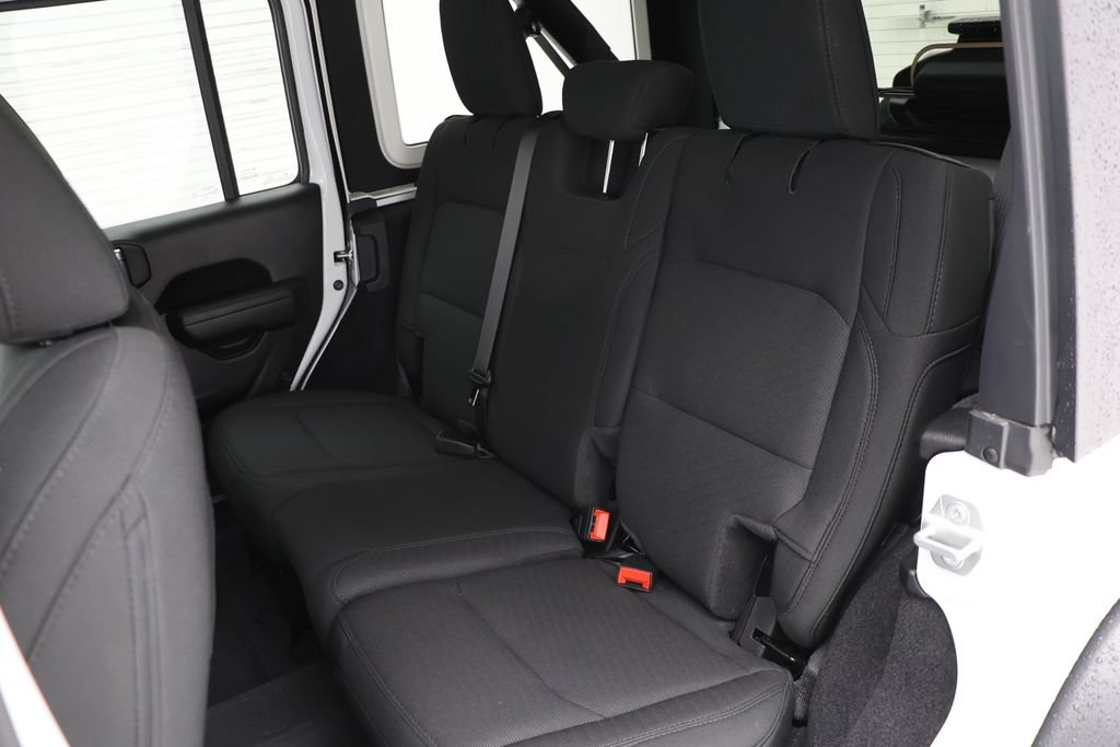 Used 2023 Jeep Wrangler Unlimited Sport AWD/4WD image 11