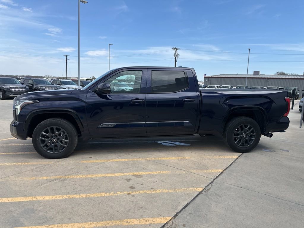 Used 2025 Toyota Tundra Platinum AWD/4WD image 4