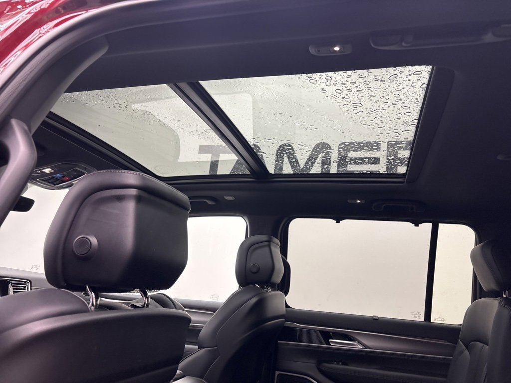 New 2025 Jeep Wagoneer Series II w/ Convenience Group I image 24