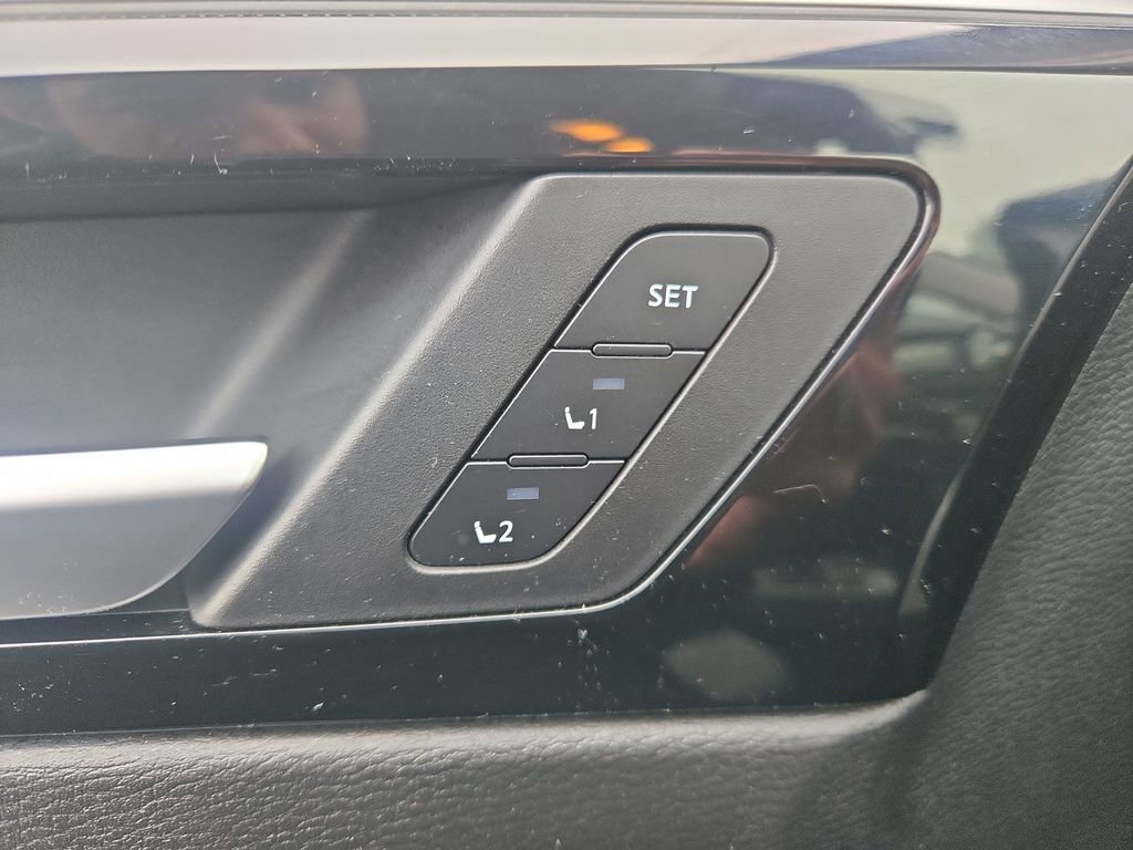 Used 2024 Mitsubishi Outlander SEL FWD image 20
