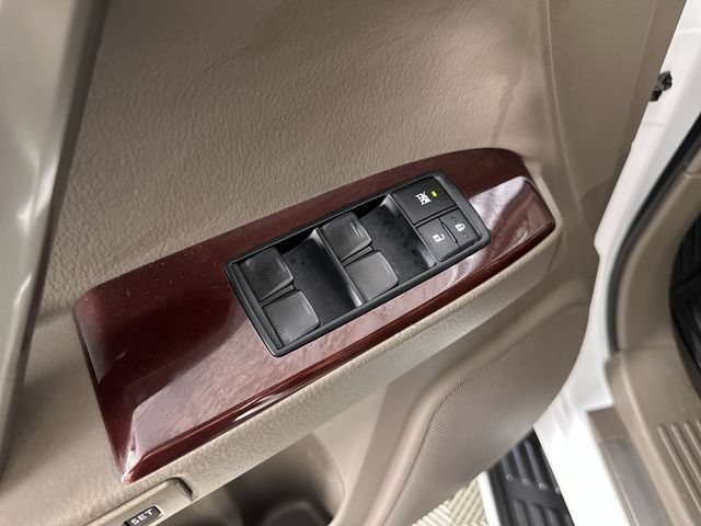 Used 2018 Lexus GX 460 Premium w/ Premium Package AWD/4WD image 24