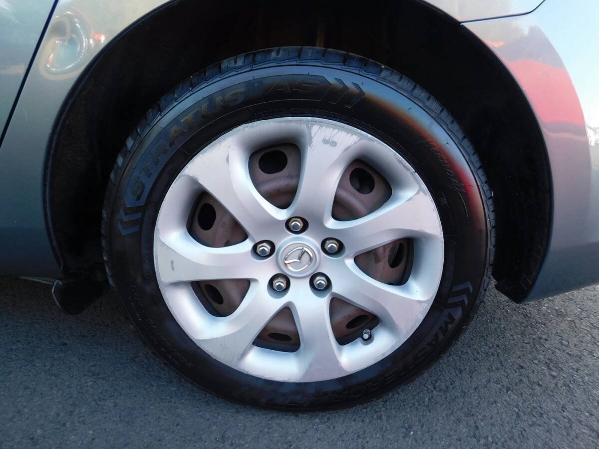 Used 2013 MAZDA MAZDA3 i Sport FWD image 20