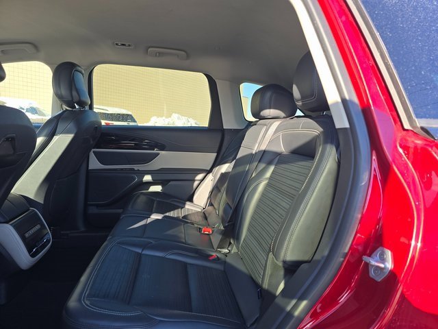 Used 2024 Lincoln Nautilus Reserve image 13