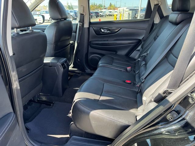 Used 2019 Nissan Rogue SL w/ Premium Package AWD/4WD image 17