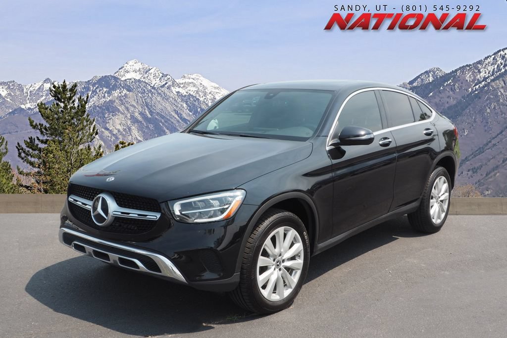 Used 2020 Mercedes-Benz GLC 300 4MATIC Coupe image 1