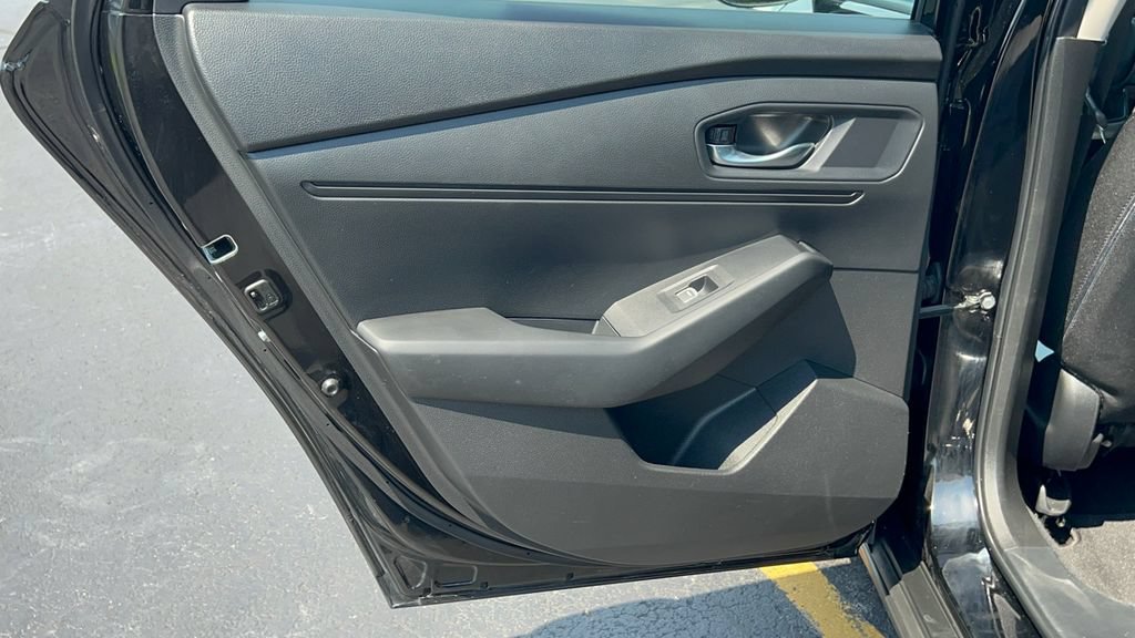Used 2023 Honda Accord EX image 30