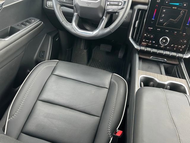 Used 2025 GMC Acadia Denali w/ LPO, Floor Liner Package AWD/4WD image 14