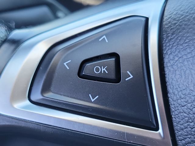 Used 2022 Ford Edge Titanium w/ Equipment Group 301A AWD/4WD image 8