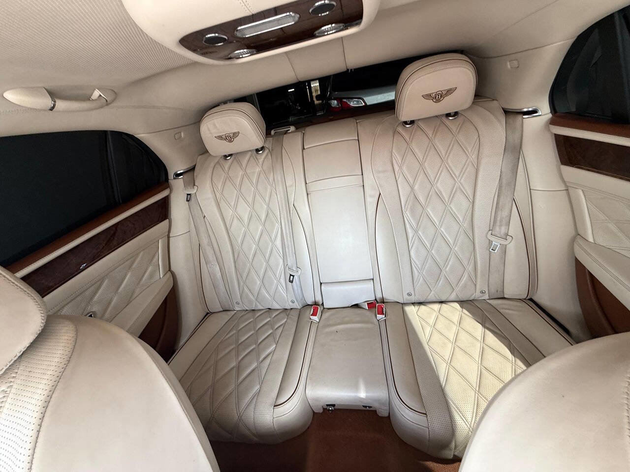 Used 2015 Bentley Flying Spur W12 image 29