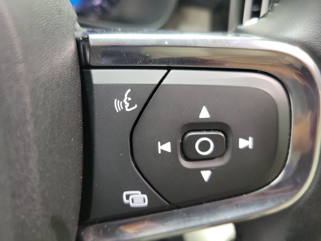 Used 2018 Volvo XC60 T5 Inscription w/ Convenience Package AWD/4WD image 29