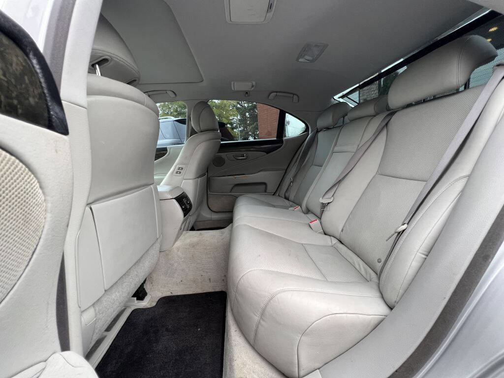 Used 2009 Lexus LS 460 Base 4dr Sedan RWD image 9
