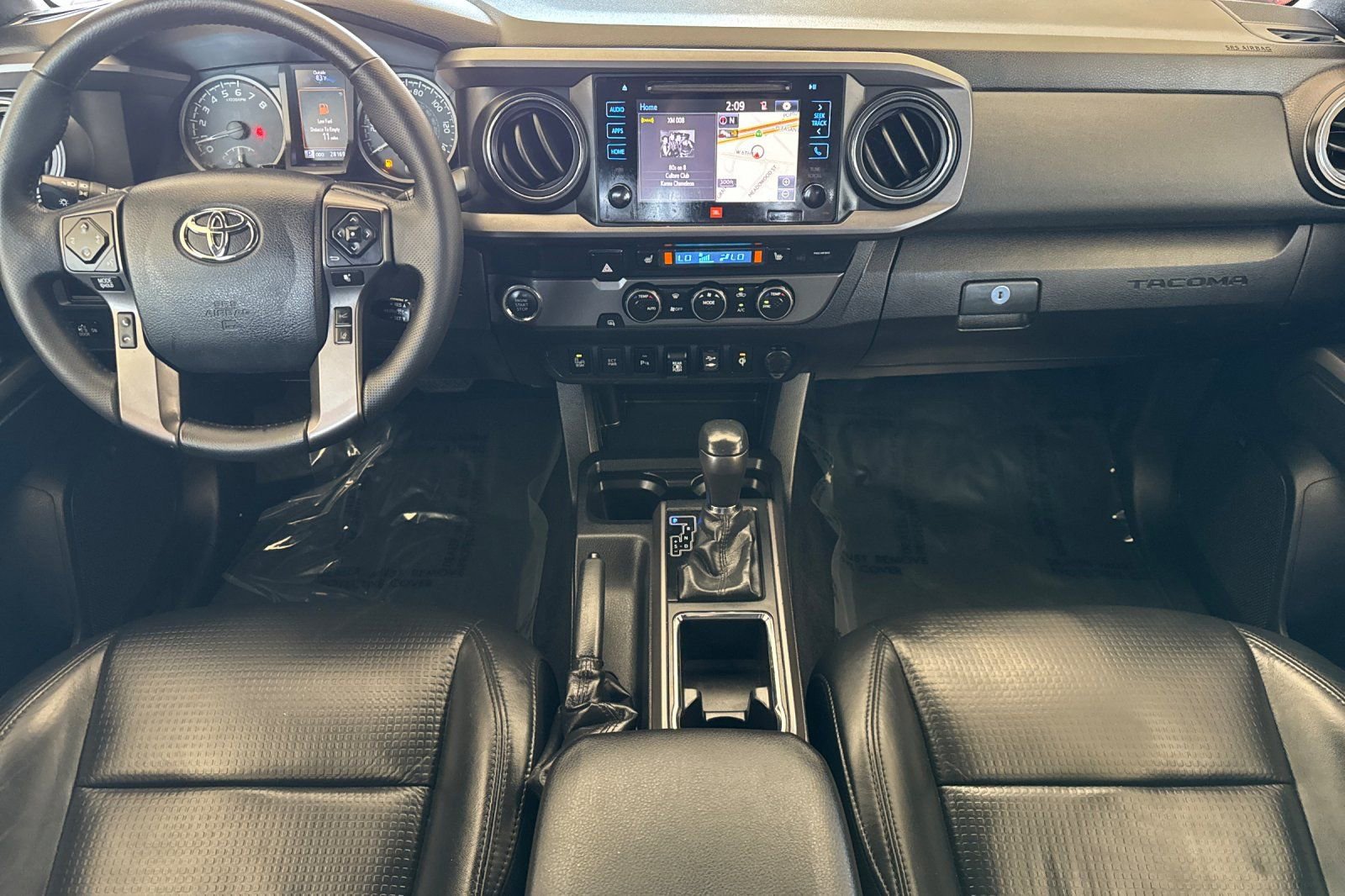 Used 2019 Toyota Tacoma TRD Sport w/ TRD Premium Sport Package image 13