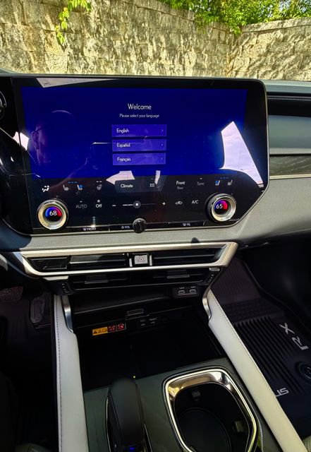 New 2026 Lexus RX 350 Premium w/ Accessory Package (2T) AWD/4WD image 23