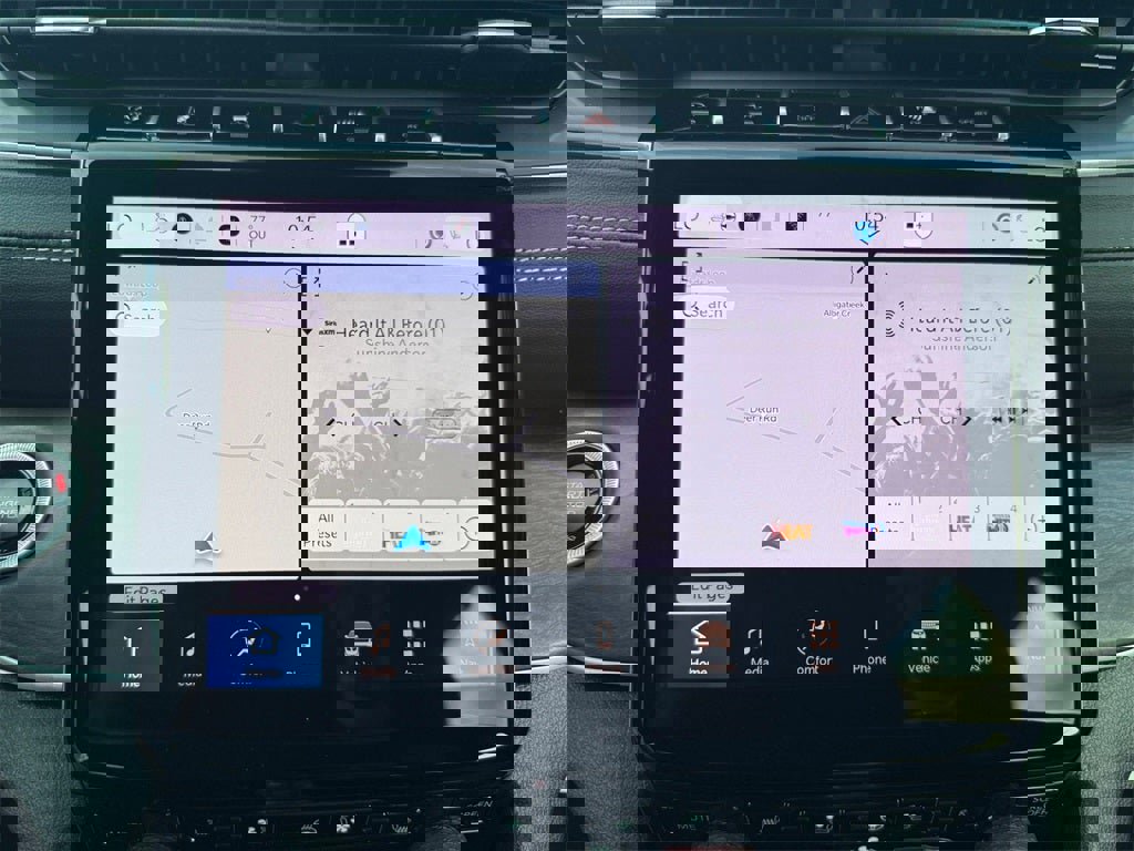 New 2025 Jeep Grand Cherokee Limited w/ Luxury Tech Group II image 20