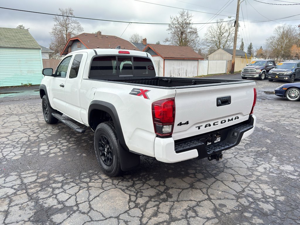 Used 2022 Toyota Tacoma SR w/ SX Package image 4