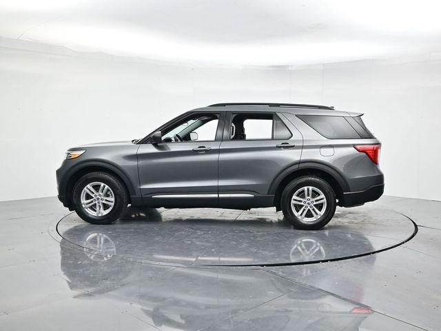 Used 2023 Ford Explorer XLT image 7
