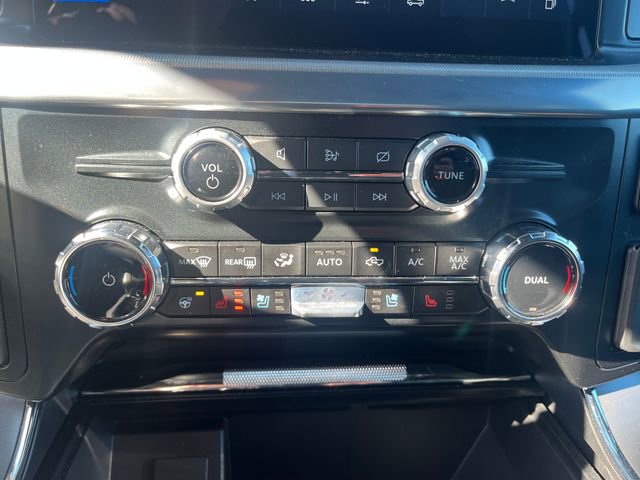 Used 2024 Ford F150 Lariat w/ FX4 Off-Road Package image 13