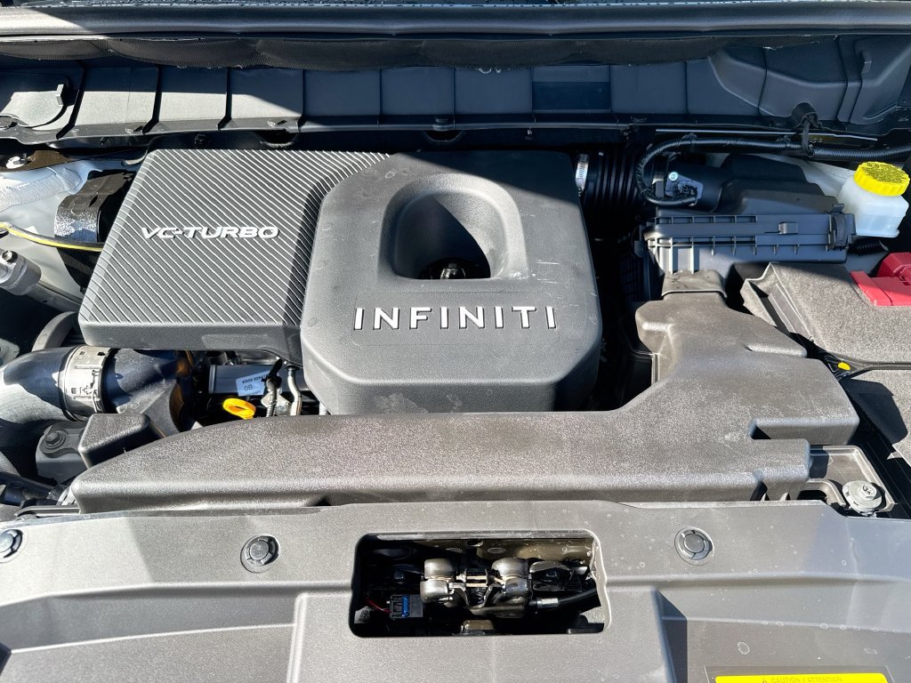 Used 2027 INFINITI QX60 Luxe w/ Cargo Package FWD image 34