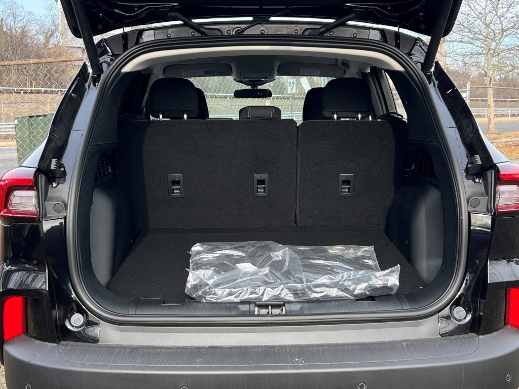 New 2026 Ford Escape Active w/ Active Premium Tech Pack FWD image 11