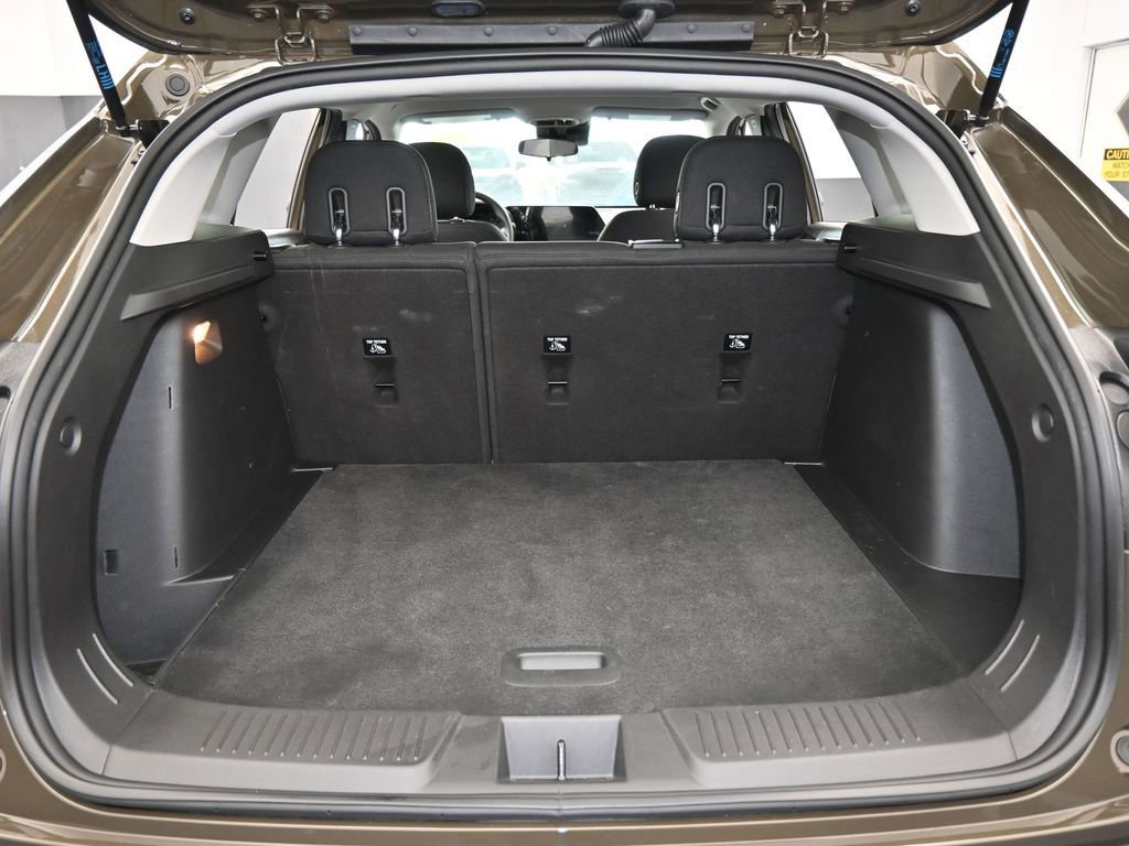 Used 2024 Chevrolet Trax LS w/ LS Convenience Package image 34