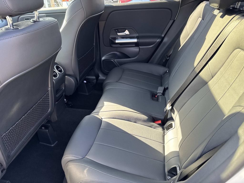 Used 2023 Mercedes-Benz GLA 250 image 12