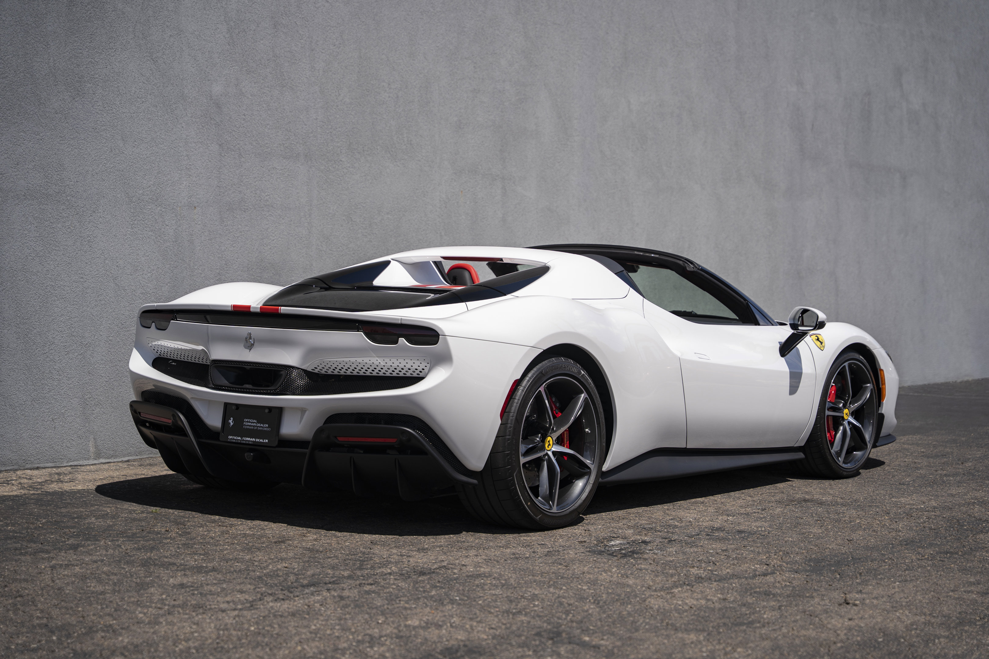 Used 2025 Ferrari 296 GTS RWD image 6