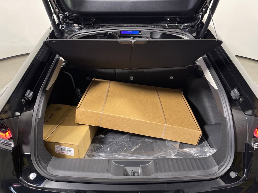 New 2026 Toyota Prius Plug-In Hybrid FWD image 10