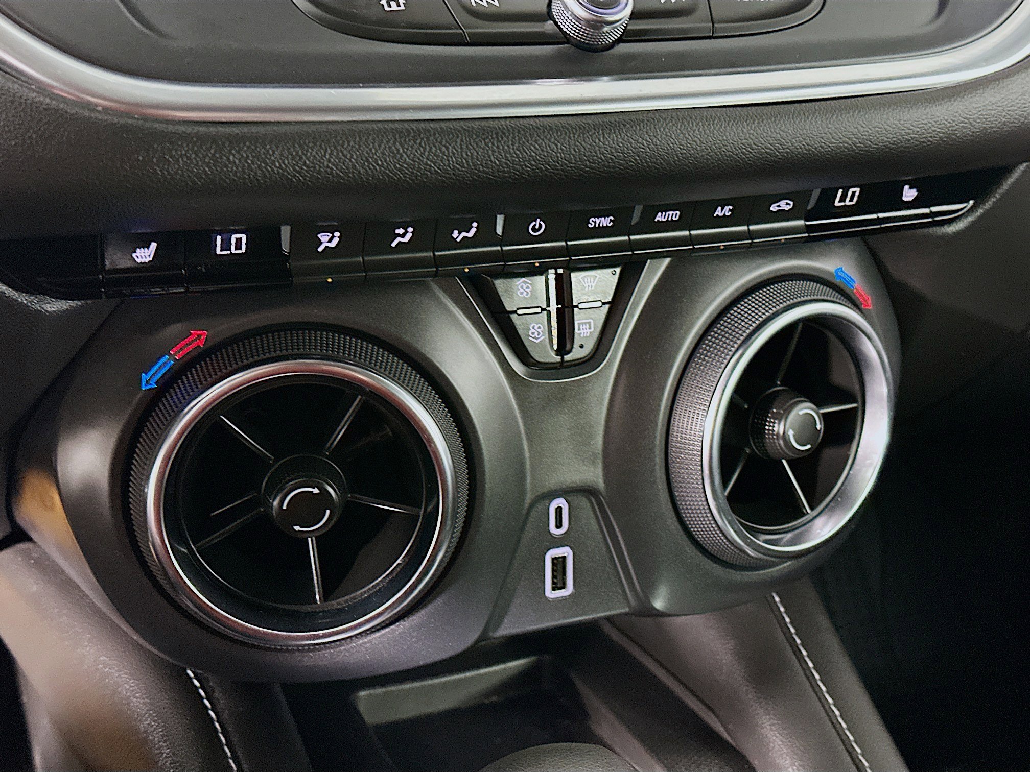 Used 2024 Chevrolet Blazer LT w/ Convenience Package image 22