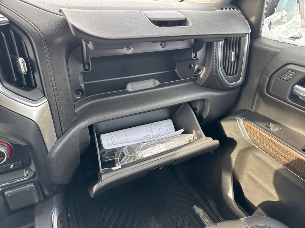 Used 2021 Chevrolet Silverado 1500 RST image 32