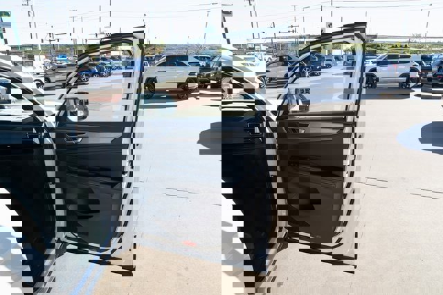 New 2026 Volkswagen Atlas Cross Sport SE image 15