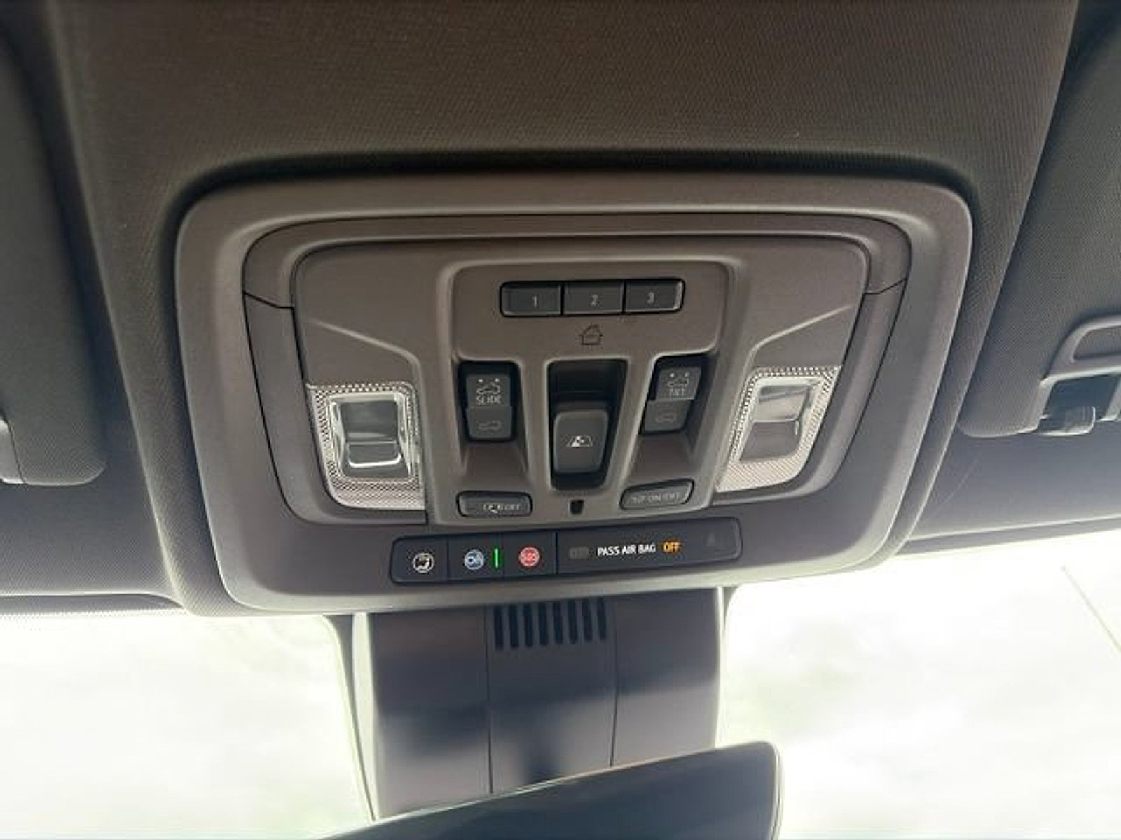 Used 2023 GMC Sierra 1500 Denali AWD/4WD image 21