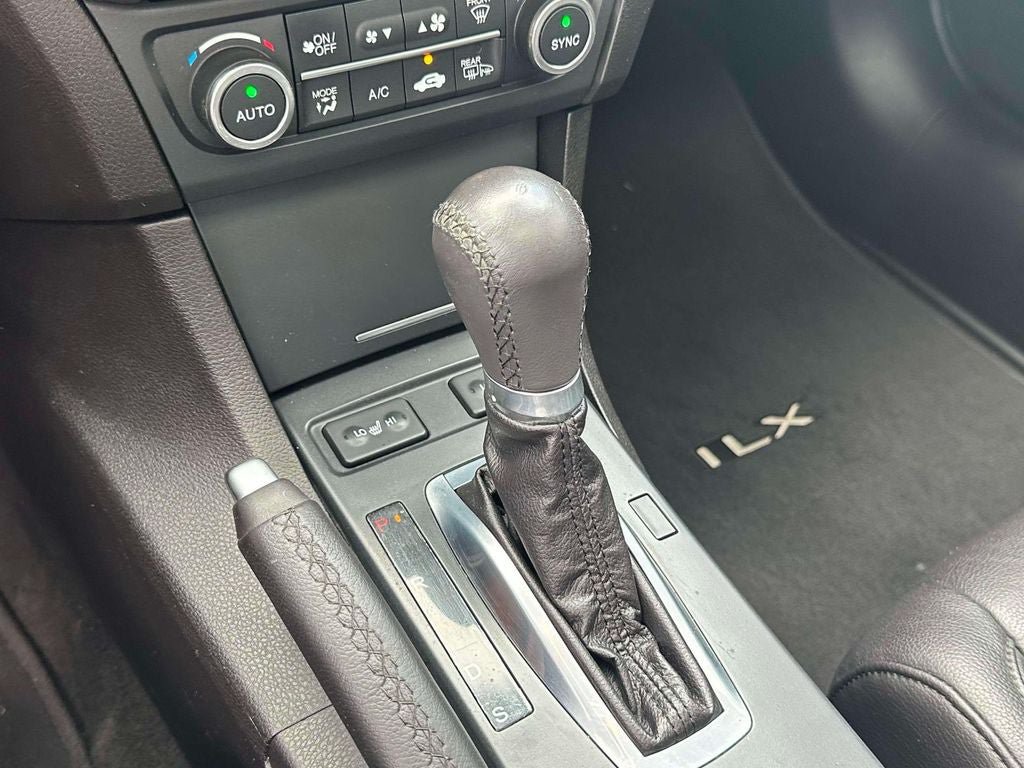 Used 2019 Acura ILX FWD image 30